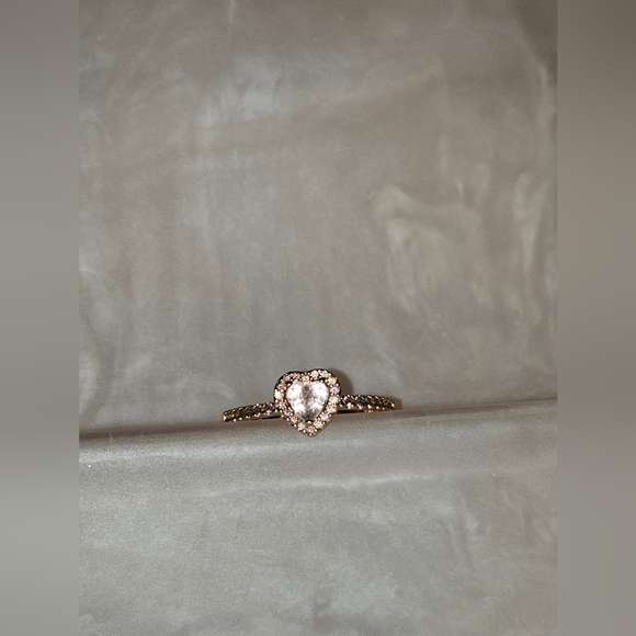 Pandora Sparkling Elevated Heart Ring – Rose Gold – Pink CZ – Size 8 - Picture 4 of 4